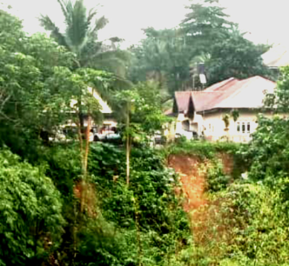 Ravine Swallows Homes, Leaves Calabar Community Residents in Fear